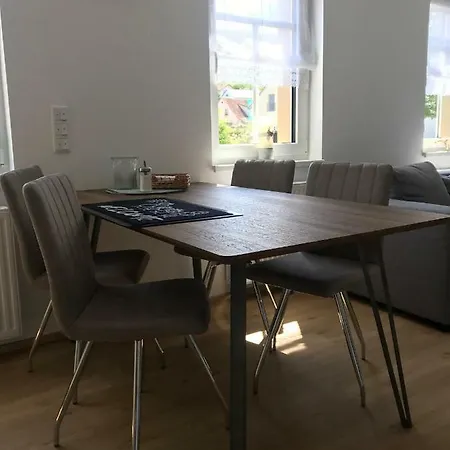 Apartman Gramschatzer Strasse 7 *